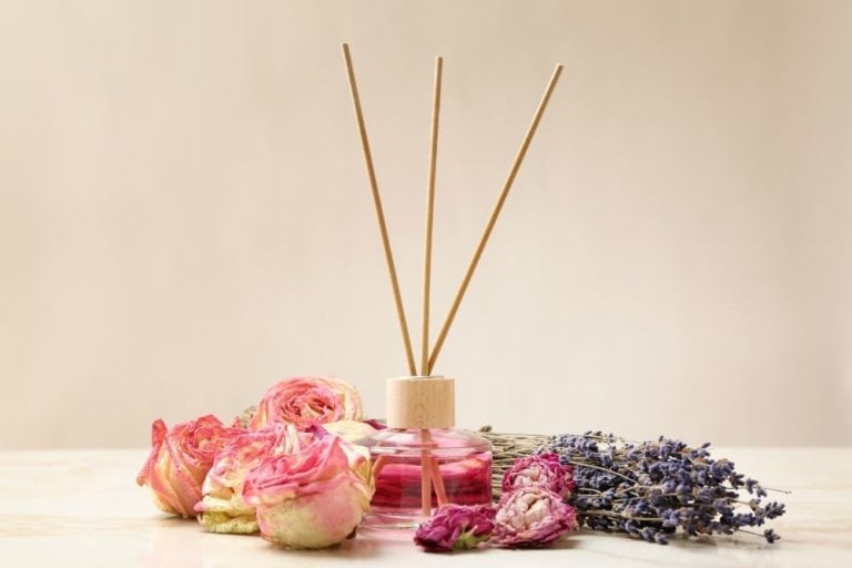 Can You Use Wallflower Oil in a Reed Diffuser? For The Essentials