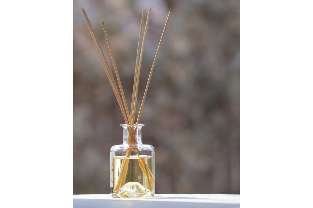 What is a reed diffuser? 