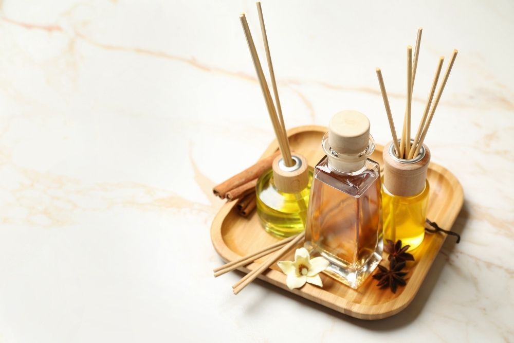 What Is the Best Carrier Oil for Reed Diffusers?